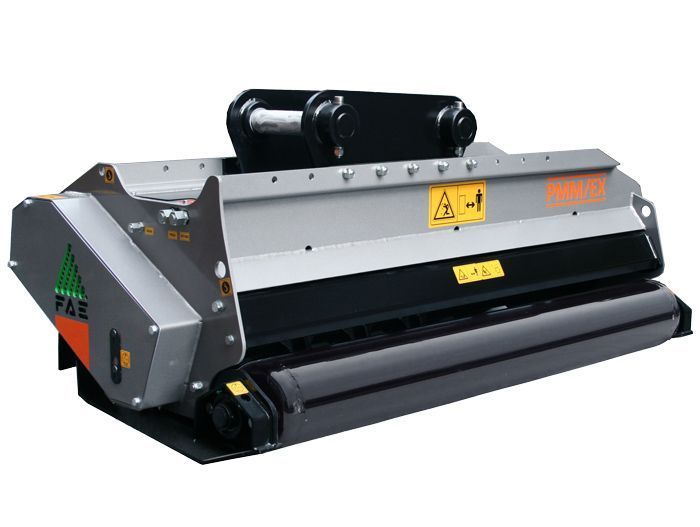 PMM/EX 100 Peso Excavadora 6-13 tn Ancho de Trabajo 1060 mm Potencia Excavadora 50-100 CV Diámetro Máx. Trituración 8 cm Rotor Martillos/Cuchillas Flotantes Español Inglés