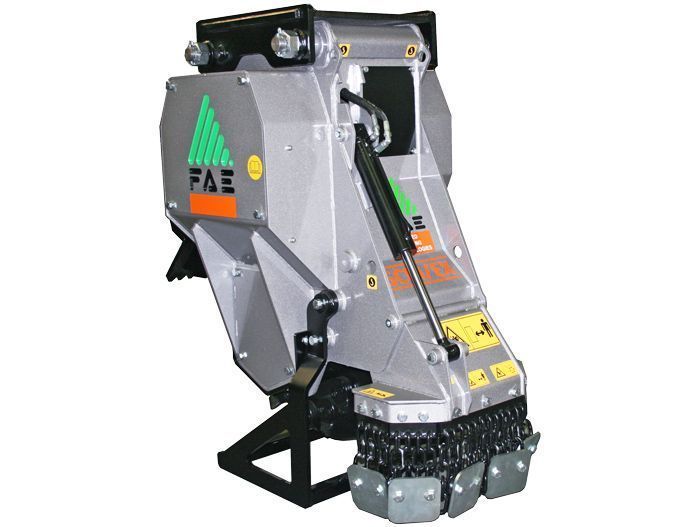 SCM/EX/VT 150 Peso Excavadora 12-20 tn Ancho de Trabajo 770 mm Potencia Excavadora 70-150 CV Diámetro del Rotor 790 mm Rotor Dientes Fijos Español Inglés
