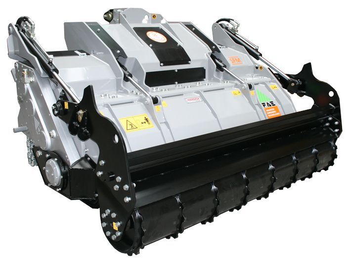 SFM 175 Ancho de Trabajo 1815 mm Potencia Tractor 150-250 CV Diámetro Máx. Trituración 30 PIEDRAS - 40 ARBOLES - 50 TOCONES (cm) Rotor Dientes Fijos Profundidad De Trabajo 30 cm Español Inglés