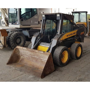 New Holland LS 170 (2007).