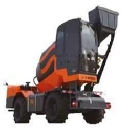 R30 Motor PERKINGS IIIB/DEUTZ IV Potencia 118/101 CV Capacidad tambor 3 m3 Producción 12m3/h Rotación cabina 270º Velocidad MAX 40 km/h Pendiente superable 40% Peso 5.960 Kg Inglés