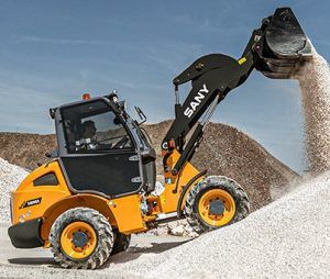 NUEVA GAMA DE MIDI PALAS CARGADORAS SANY DE 4 A 6 TONELADAS (1-1,7 M3)