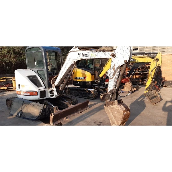 Brazo Excavador Y Implementos De Excavadora Bobcat 430 HAG.