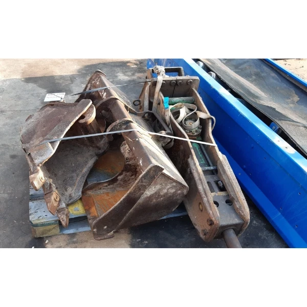 Cazos Y Martillo Hidraulico Para Bobcat 430 HAG.