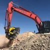 MB BF 80.3 S4 trabajando en cantera de áridos con excavadora Link-Belt.