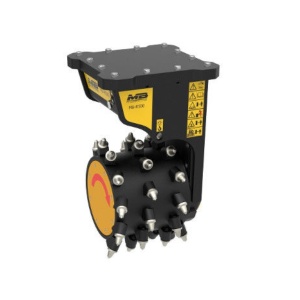 MB-R500 de MB Crusher en vista frontal, fresadora hidráulica para mini y midi excavadoras.