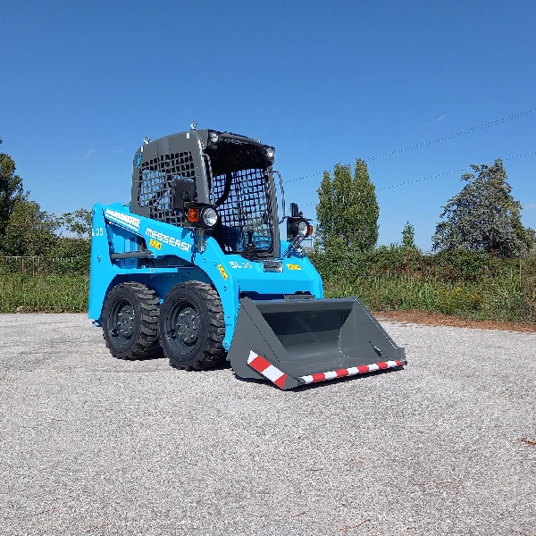 Mini Cargadora Pequeña Messersi SL35 en España