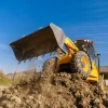 La Venieri 10.23E destaca por su eficiencia y multifuncionalidad en el sector de la construcción.