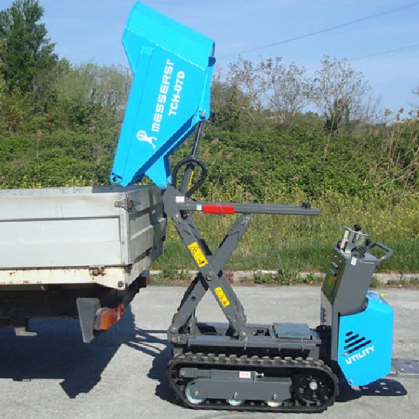 Minidumper Messersi tc50 transportador de oruga para construcción en obra compacta y manual para transporte de materiales.