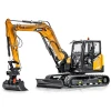 Excavadora compacta Sany SY 80U en acción, con diseño de cola corta y giro reducido, ideal para espacios reducidos.