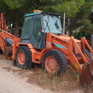 Retroexcavadora rígida Fiat Hitachi FB2000 Symcro usada del año 1996 ofrecida por GRUPOCIBSA.