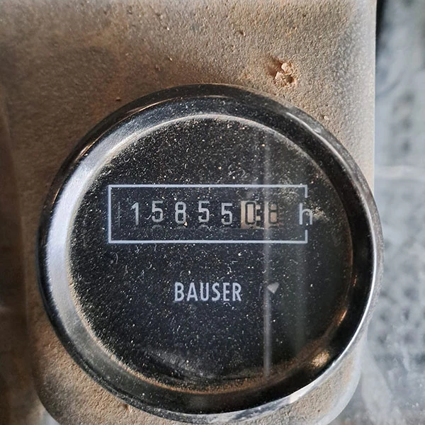 Horas trabajadas Liebherr L-544.