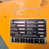 Placa identificativa de la cargadora Liebherr L-544 con número de serie y datos técnicos.