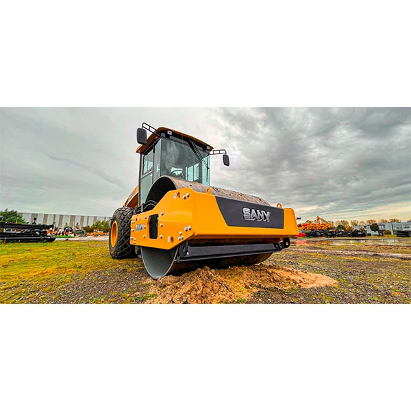 Compactador SANY SSR130-10 y SSR80C-8H demostrando alto rendimiento en obra.