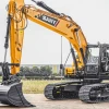 SANY SY215C excavadora de cadenas trabajando en obra.