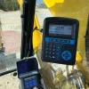 VEI HELPER XE, indicador de pesaje a bordo con pantalla a color en excavadora, teclas mecánicas y conectividad con IPOTWEB y Vortex WiFi.