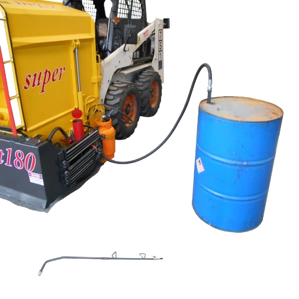 Cams Tappabuchi+ Con Sistema De Emulsión Conectado A Bidón Externo Para Trabajos De Asfalto.