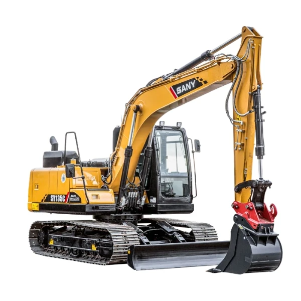 Excavadora Sany SY135C De Cadenas Con Hoja Dozer Frontal Y Cazo De Gran Capacidad, Lista Para Trabajos De Excavacion En Construccion.